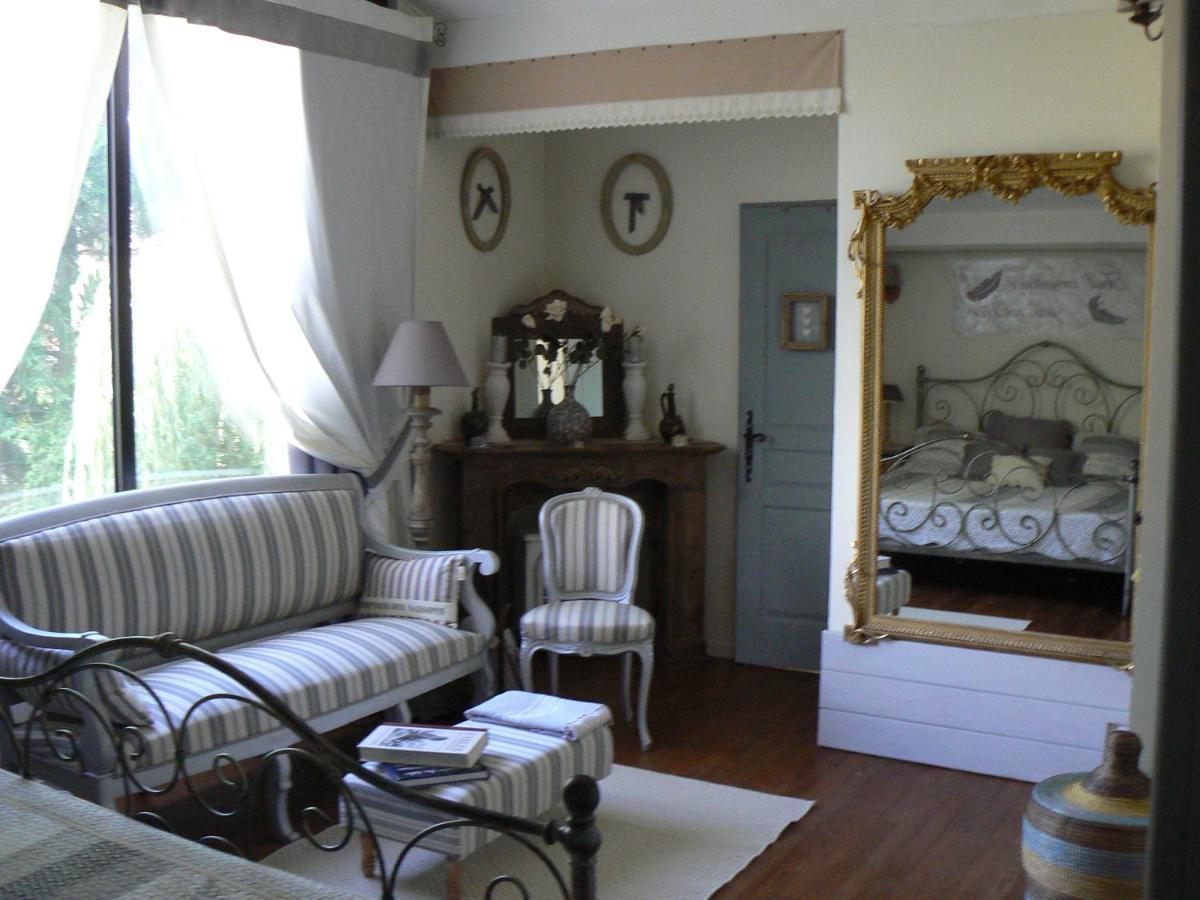 Bed and Breakfast La Caldamente Rieux-de-Pelleport Zewnętrze zdjęcie